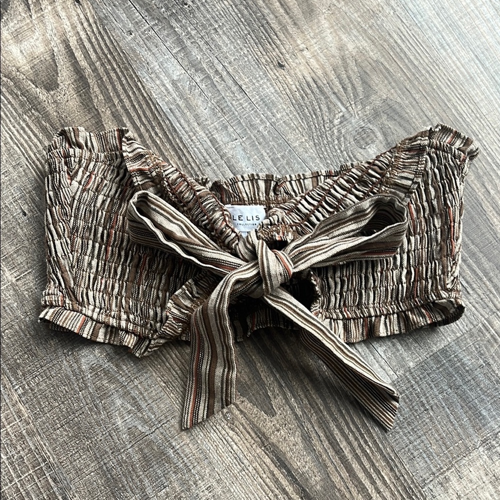LE LIS Brown Striped Crop Top